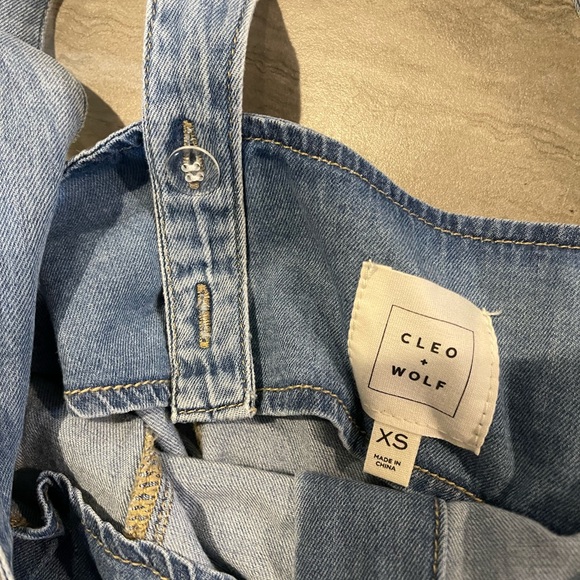 Cleo + Wolf denim dress - Picture 2 of 2